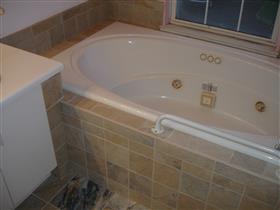 After - Tub (Tile Surround): 