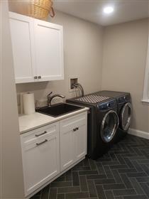 Cabinetry & Furniture - 29: 