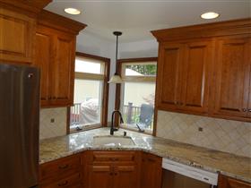 Nice Corner Windows : 