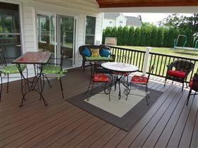 *AFTER*  Looks nice with new furniture.: 