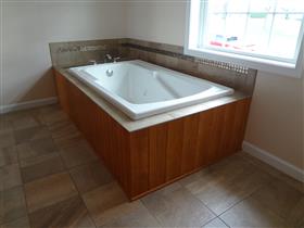 Bathroom in addition - close up of jacuzzi: 