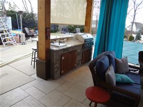 Built in grilling area: 